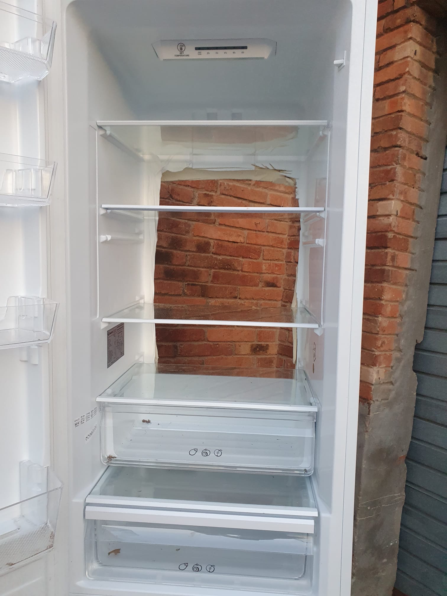 nevera candy parte trasera abierta 1 u.